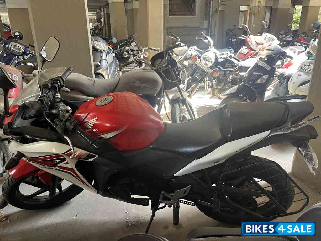 Honda CBR 150R Honda CBR 150R