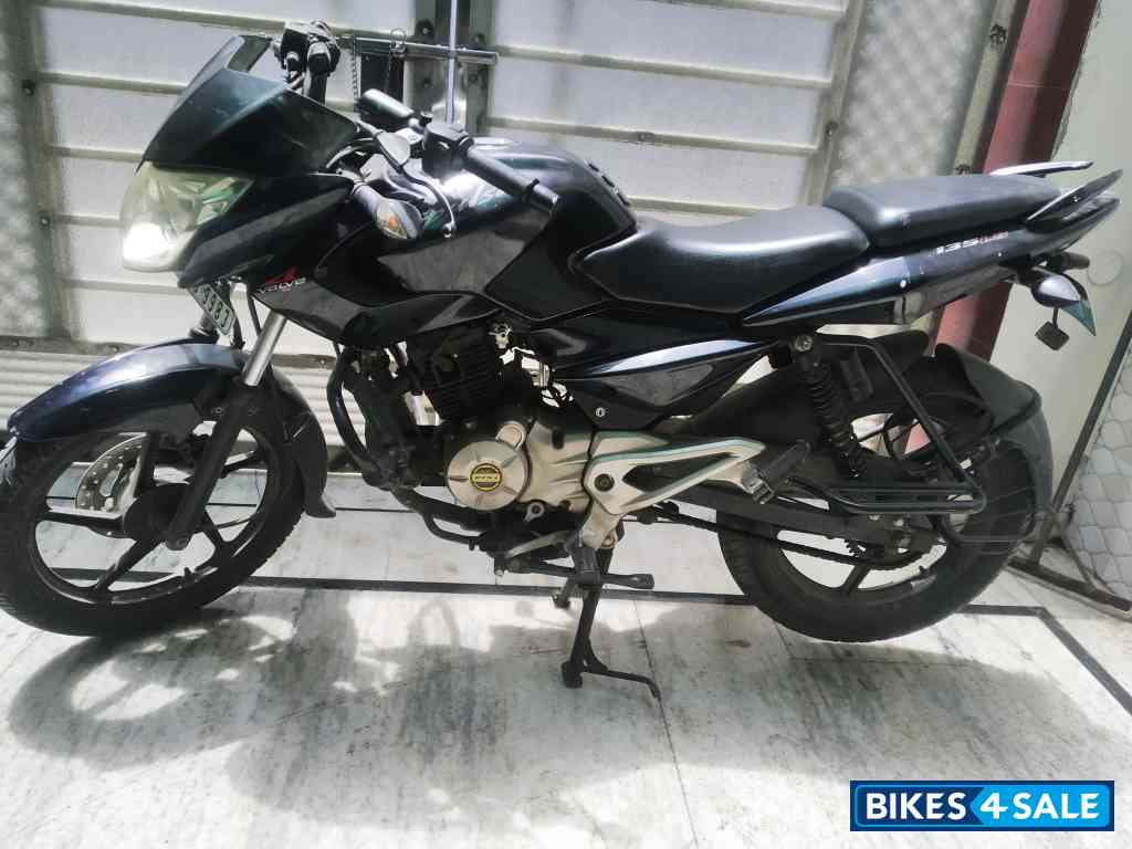 Bajaj Pulsar 135LS