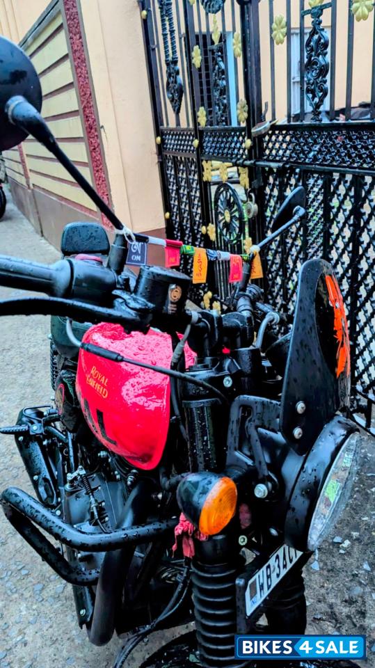 Red Royal Enfield Hunter 350 Metro Red Royal Enfield Hunter 350 Metro