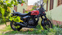 Red Royal Enfield Hunter 350 Metro