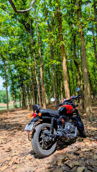Red Royal Enfield Hunter 350 Metro