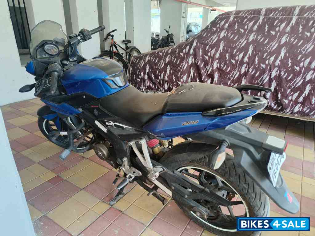 Bajaj Pulsar AS 200