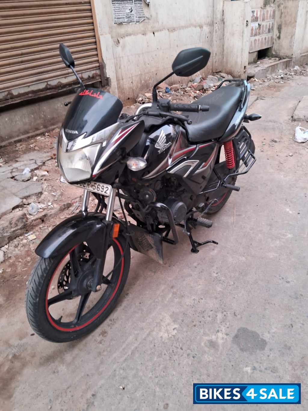 Honda CB Shine
