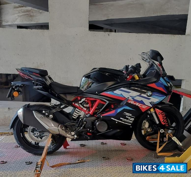 Black Style Sport BMW G 310 RR Limited Edition