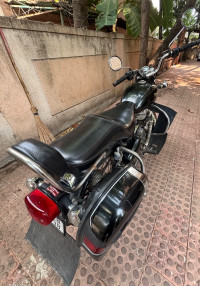 Black Royal Enfield Bullet Electra 5S