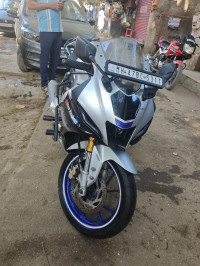 Matelic White Yamaha R15M