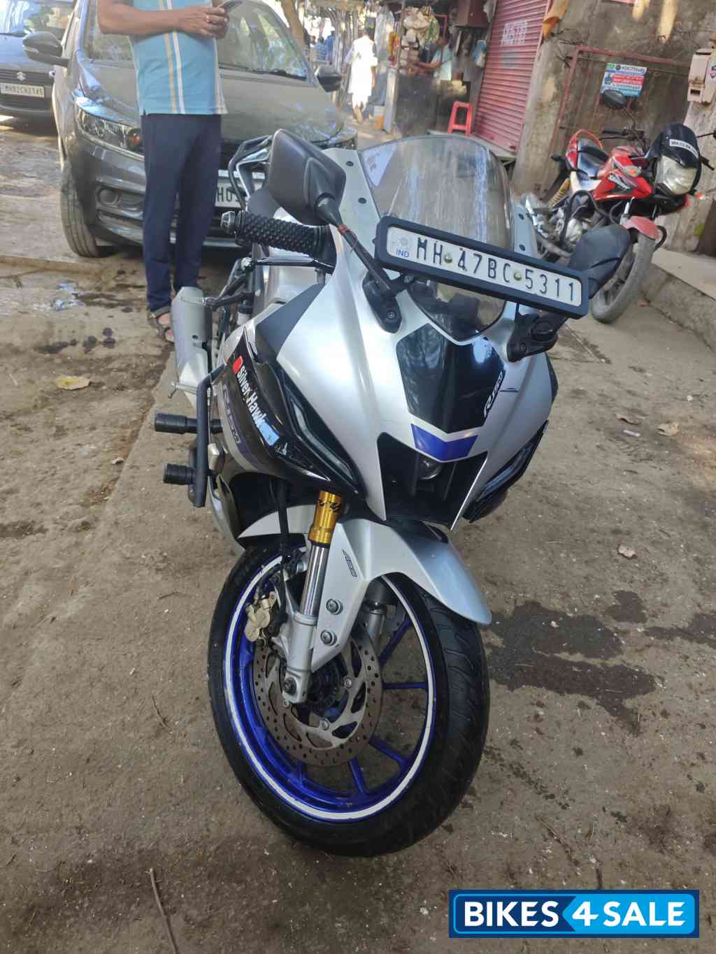 Matelic White Yamaha R15M Matelic White Yamaha R15M