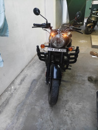 Royal Enfield Classic Stealth Black