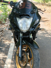 Deep Black Suzuki Gixxer SF Fi