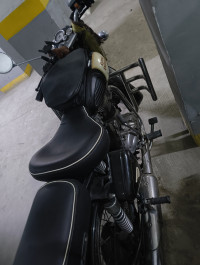 Black Royal Enfield Classic 350