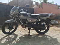 TVS Radeon BS6 2021 Model
