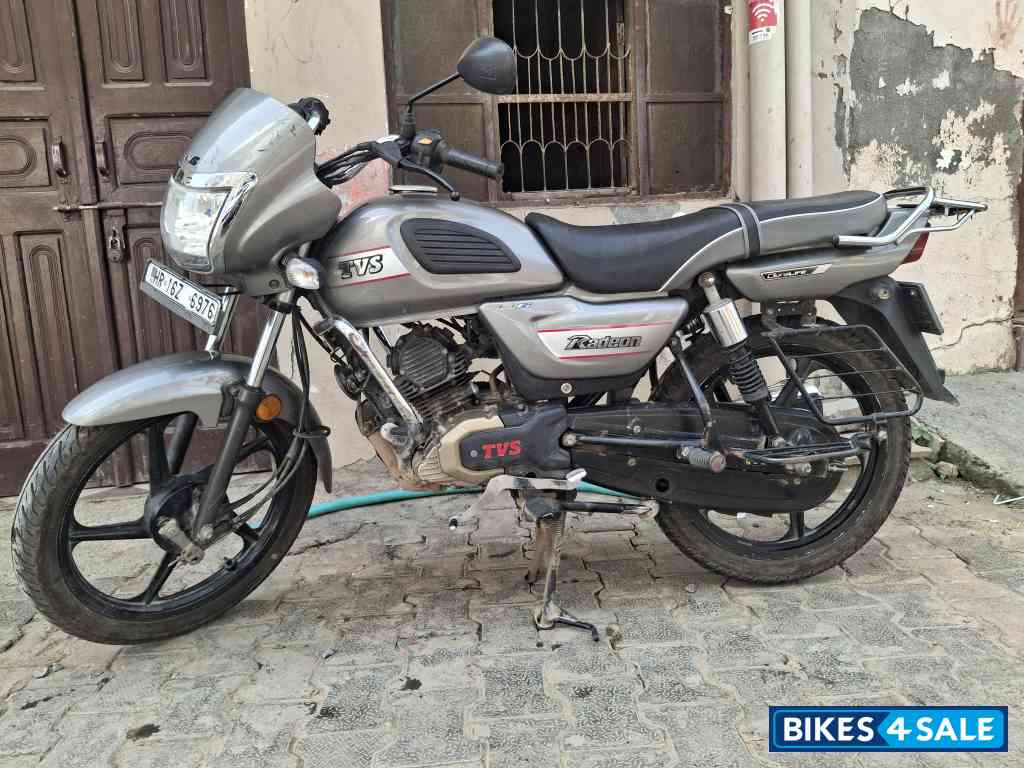 T Grey TVS Radeon BS6 T Grey TVS Radeon BS6