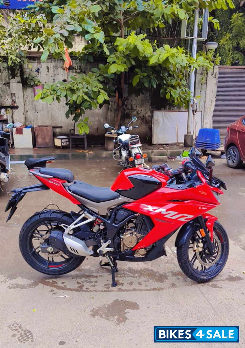 Hero Karizma XMR