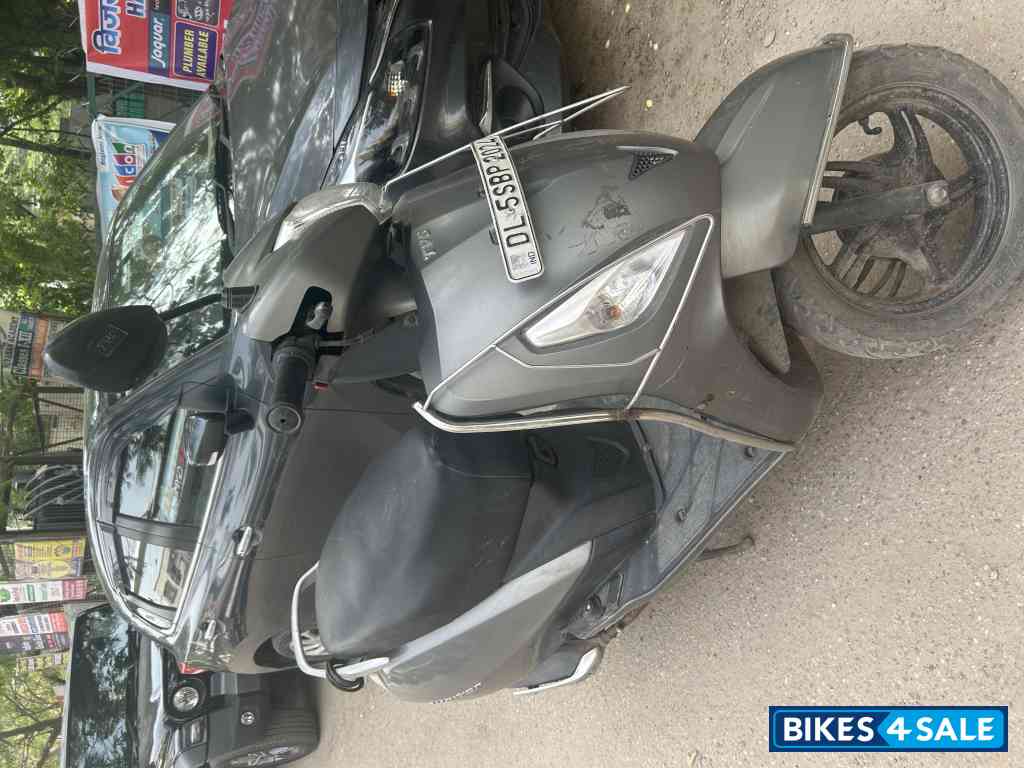Grey TVS Jupiter