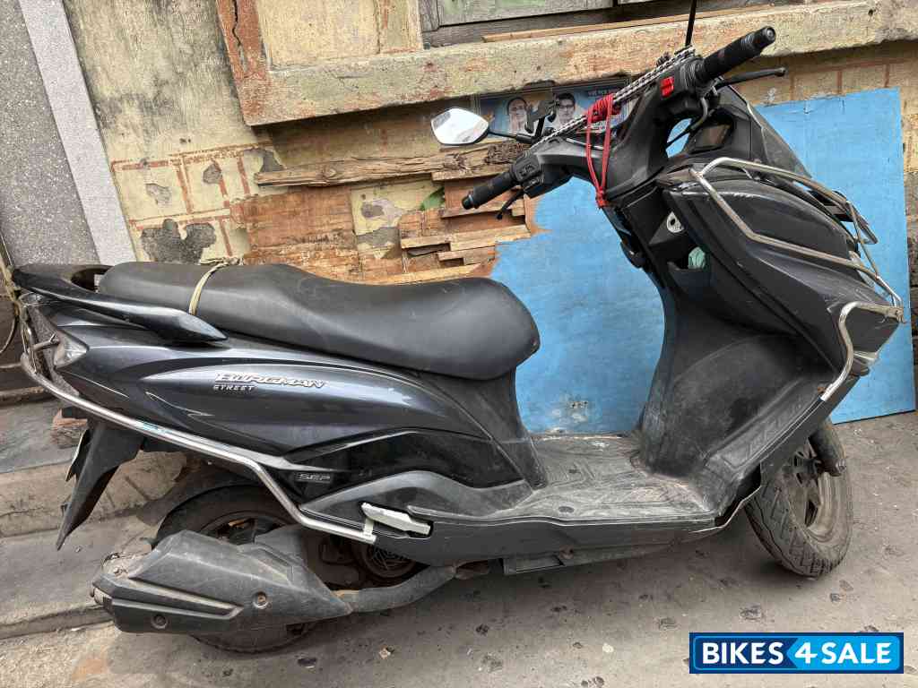 Suzuki Burgman Street Suzuki Burgman Street