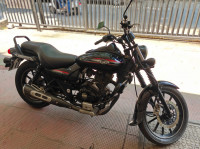Black Bajaj Avenger Street 220