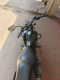 Black Bajaj Avenger Street 220