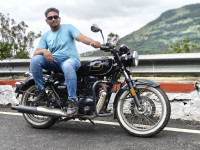 Black Benelli Imperiale 400 BS6