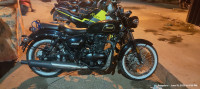 Black Benelli Imperiale 400 BS6