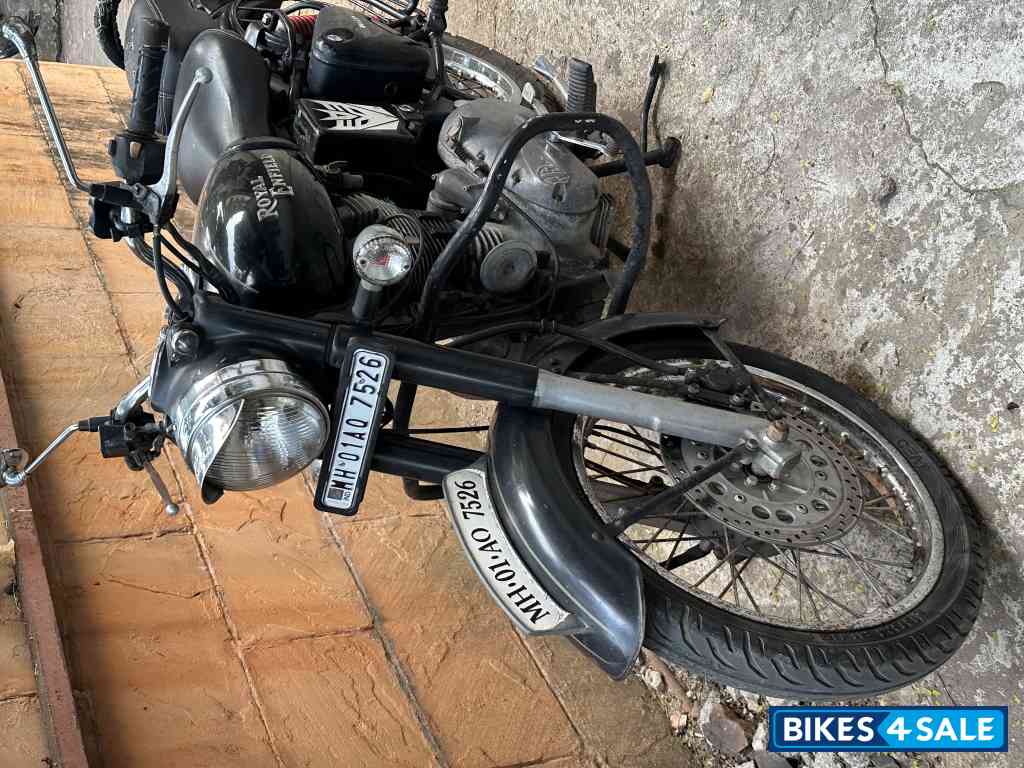 Black Royal Enfield Classic 500 Black Royal Enfield Classic 500
