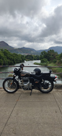 Royal Enfield Bullet 350