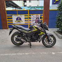 Grey Honda CB Hornet 160R
