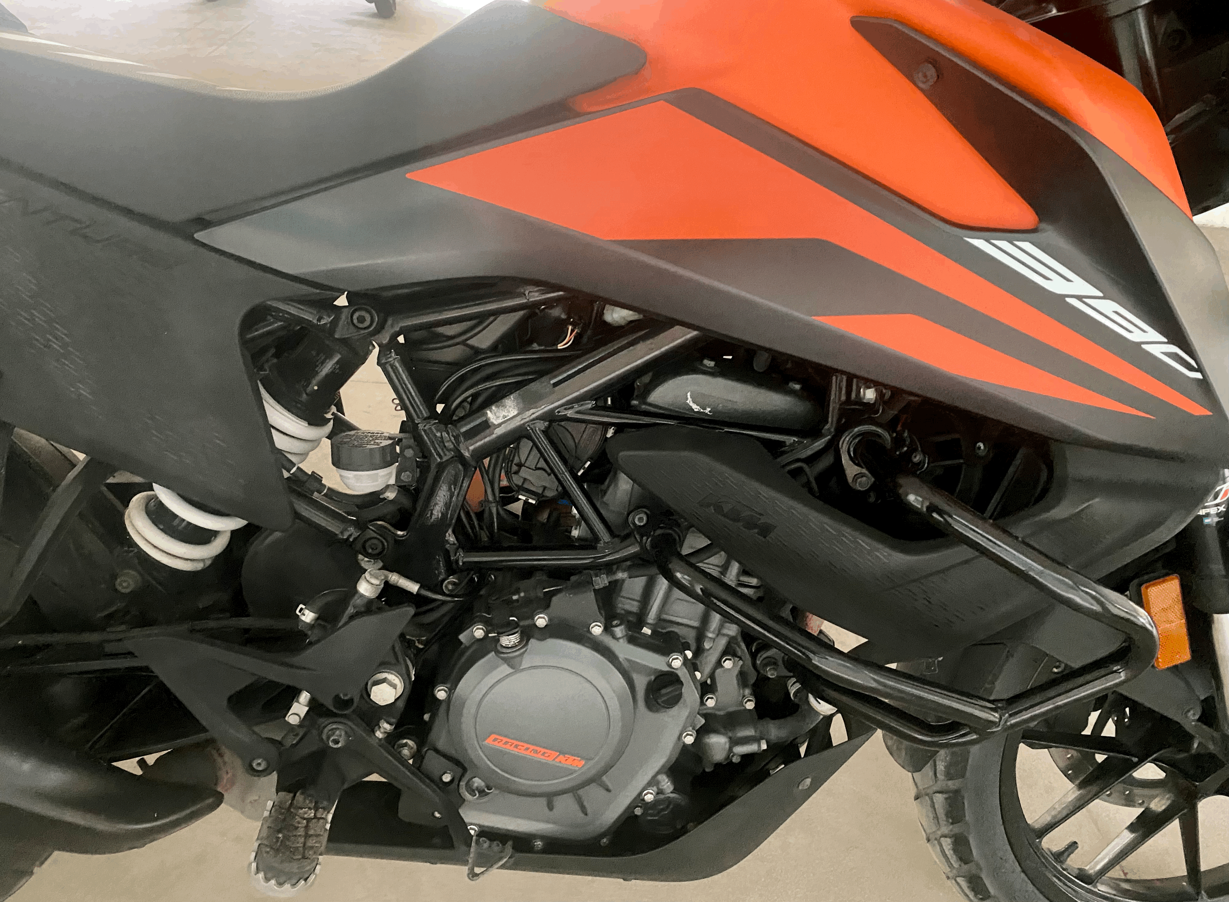 Ktm Electronic Orange/black KTM 390 Adventure Ktm Electronic Orange/black KTM 390 Adventure