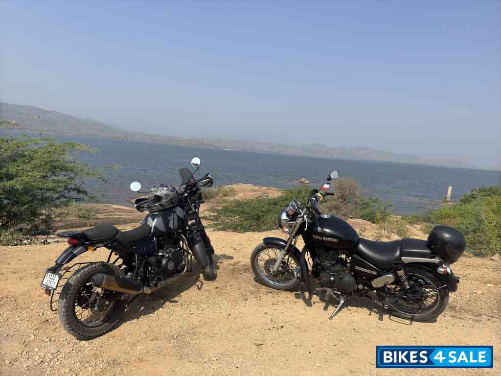 Sleet Black Royal Enfield Himalayan