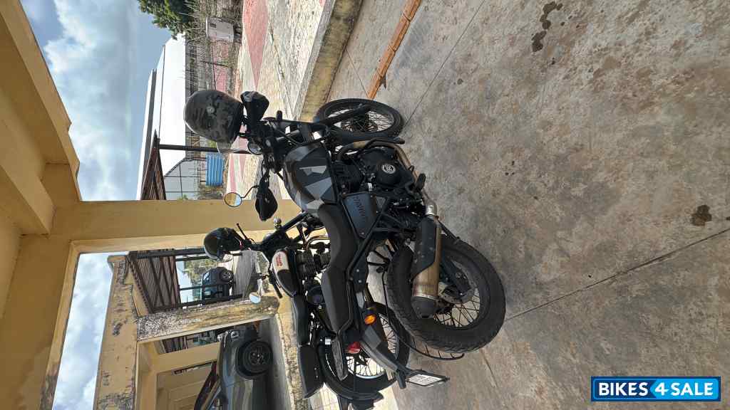 Sleet Black Royal Enfield Himalayan Sleet Black Royal Enfield Himalayan