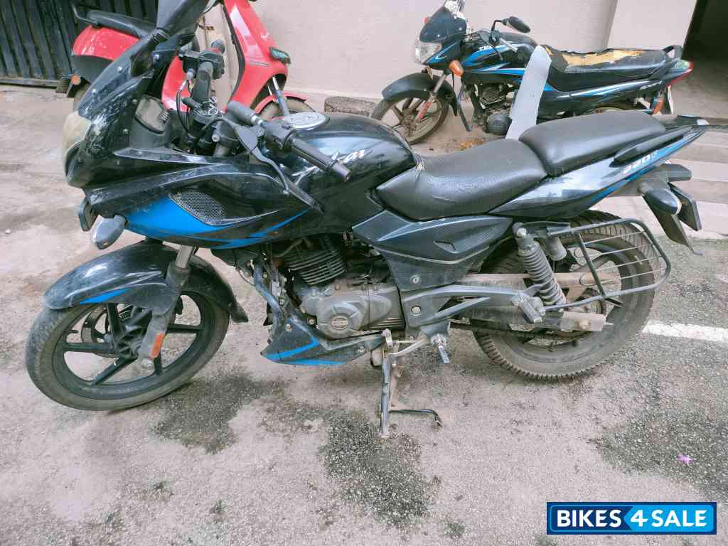Blue And Black Bajaj Pulsar 220F BS6