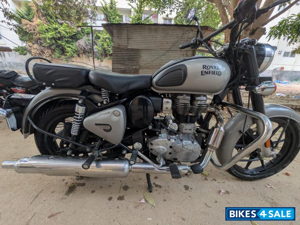 Royal Enfield Classic 350 Dual Channel BS6