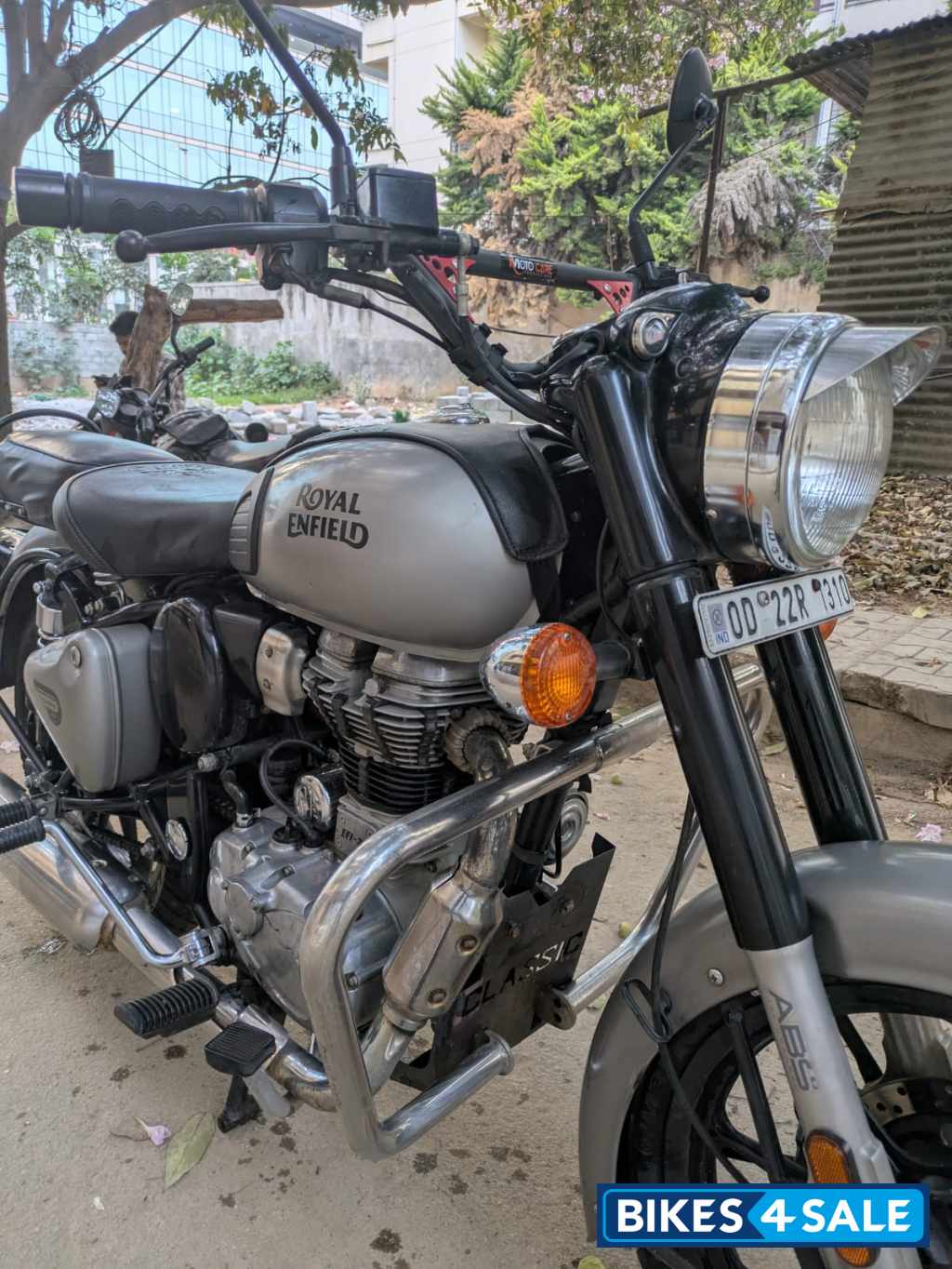 Royal Enfield Classic 350 Dual Channel BS6 Royal Enfield Classic 350 Dual Channel BS6