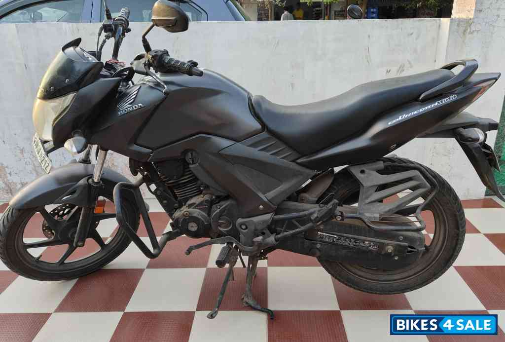 Gray Honda CB Unicorn 160 Gray Honda CB Unicorn 160