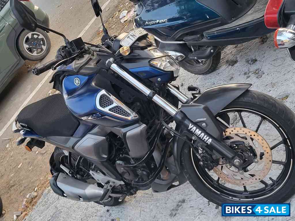 Matt Blue Purple Yamaha FZ-S FI V3 Matt Blue Purple Yamaha FZ-S FI V3