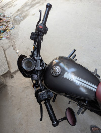Yezdi Roadster Dark