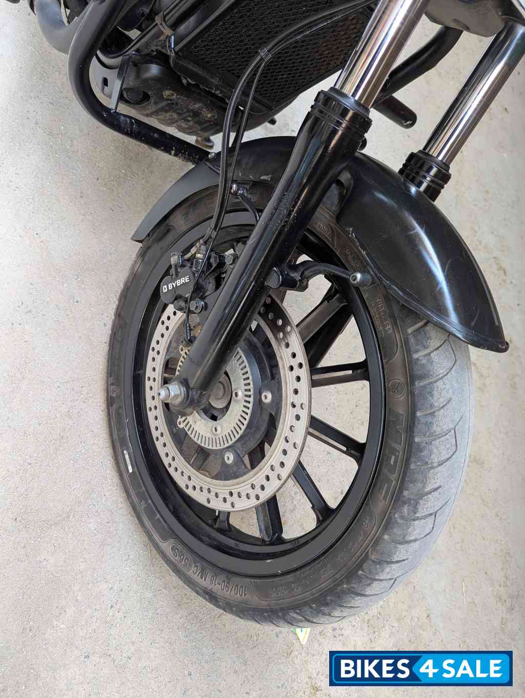 Yezdi Roadster Dark