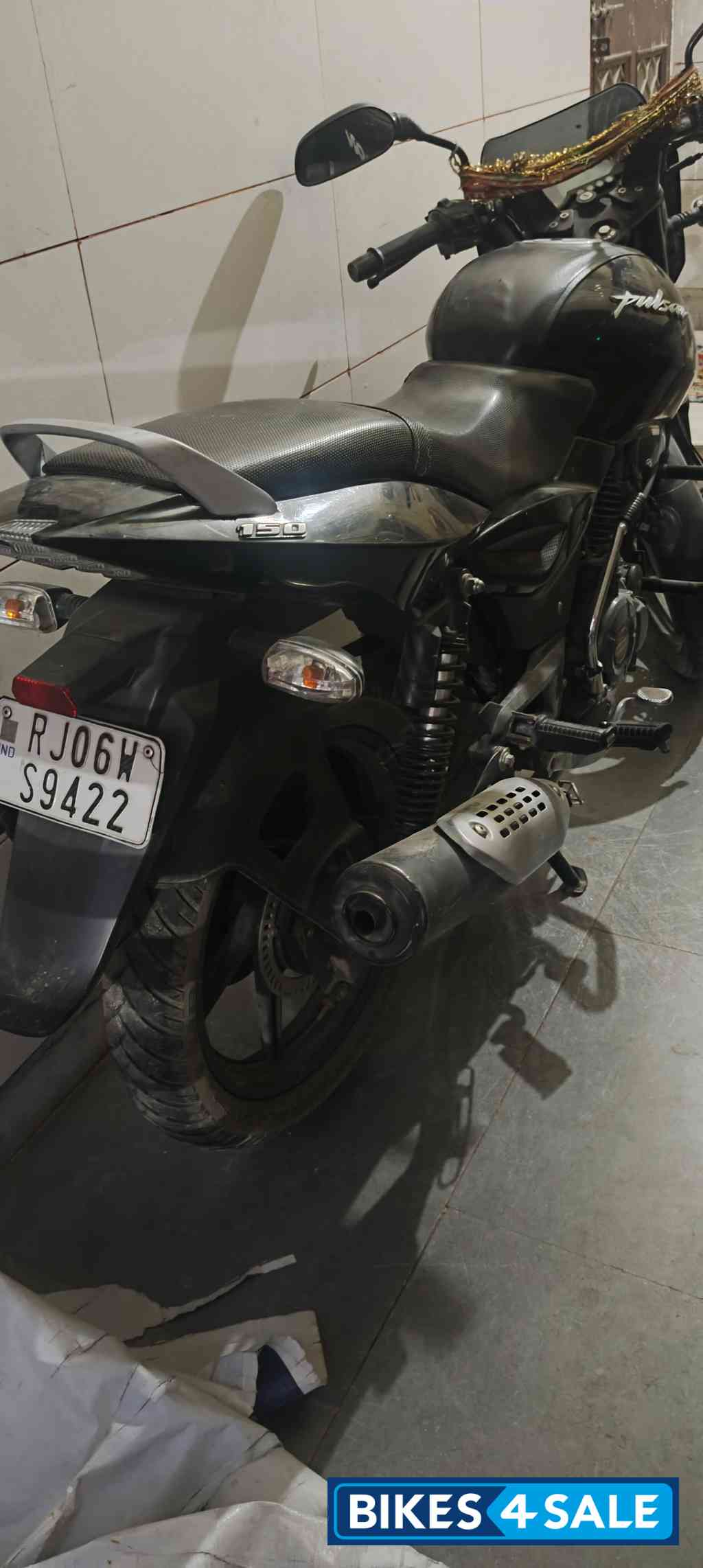 Black Bajaj Pulsar 150