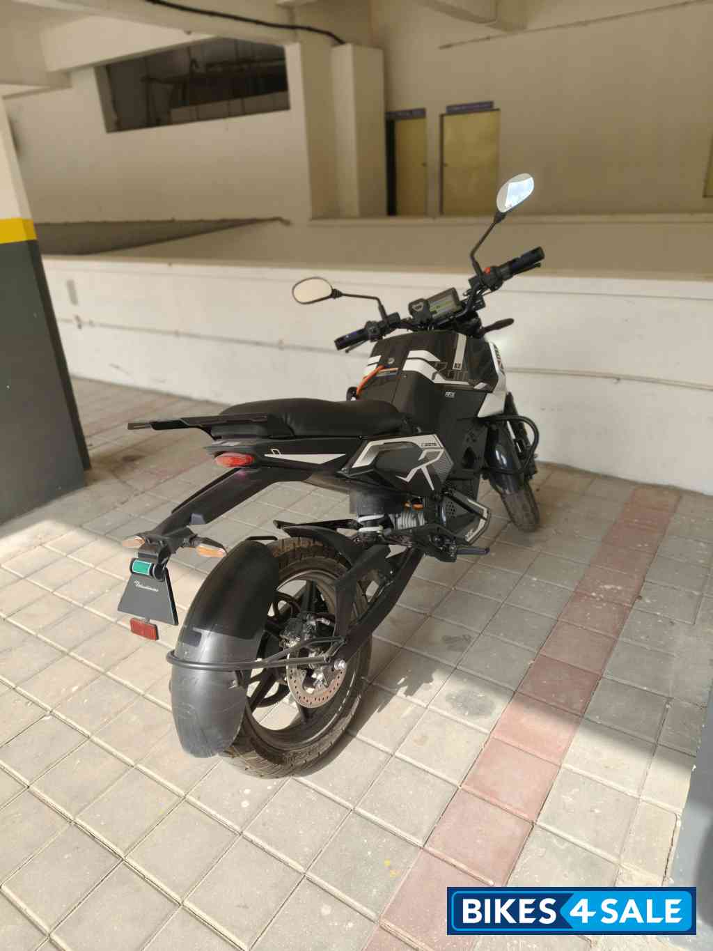 White Oben EV Rorr EZ Sigma
