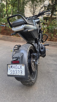 Husqvarna Svartpilen 250