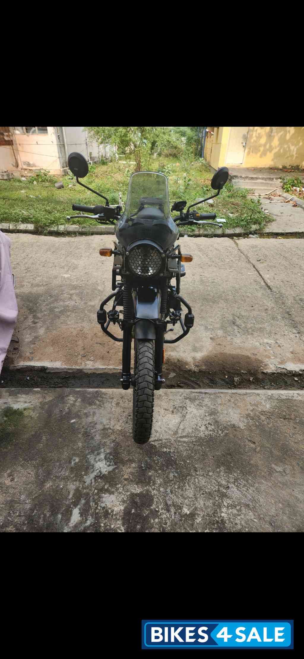 Granite Black Royal Enfield Himalayan BS VI