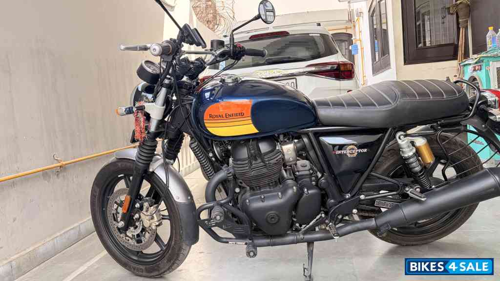 Royal Enfield Interceptor 650 Twin Royal Enfield Interceptor 650 Twin