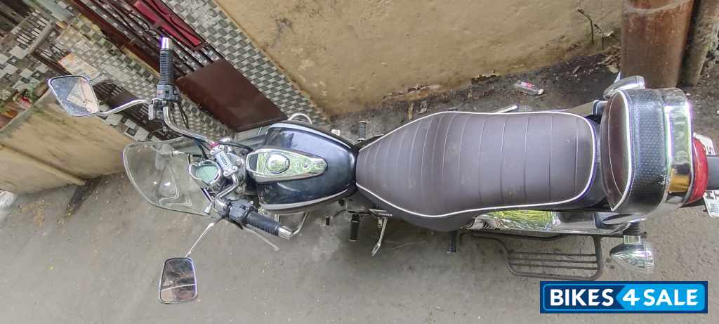 Bajaj Avenger Cruise 220