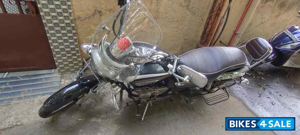 Bajaj Avenger Cruise 220 Bajaj Avenger Cruise 220