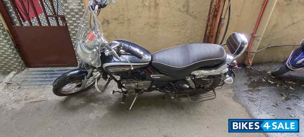 Bajaj Avenger Cruise 220 Bajaj Avenger Cruise 220
