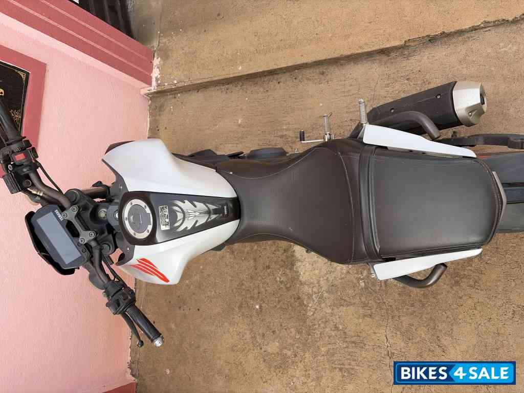 Ice Fluo-vermillion Yamaha MT-15 BS6 Ice Fluo-vermillion Yamaha MT-15 BS6