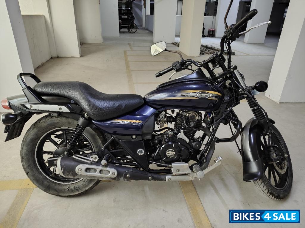 Bajaj Avenger Street 150