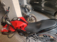 Red Suzuki Gixxer 150
