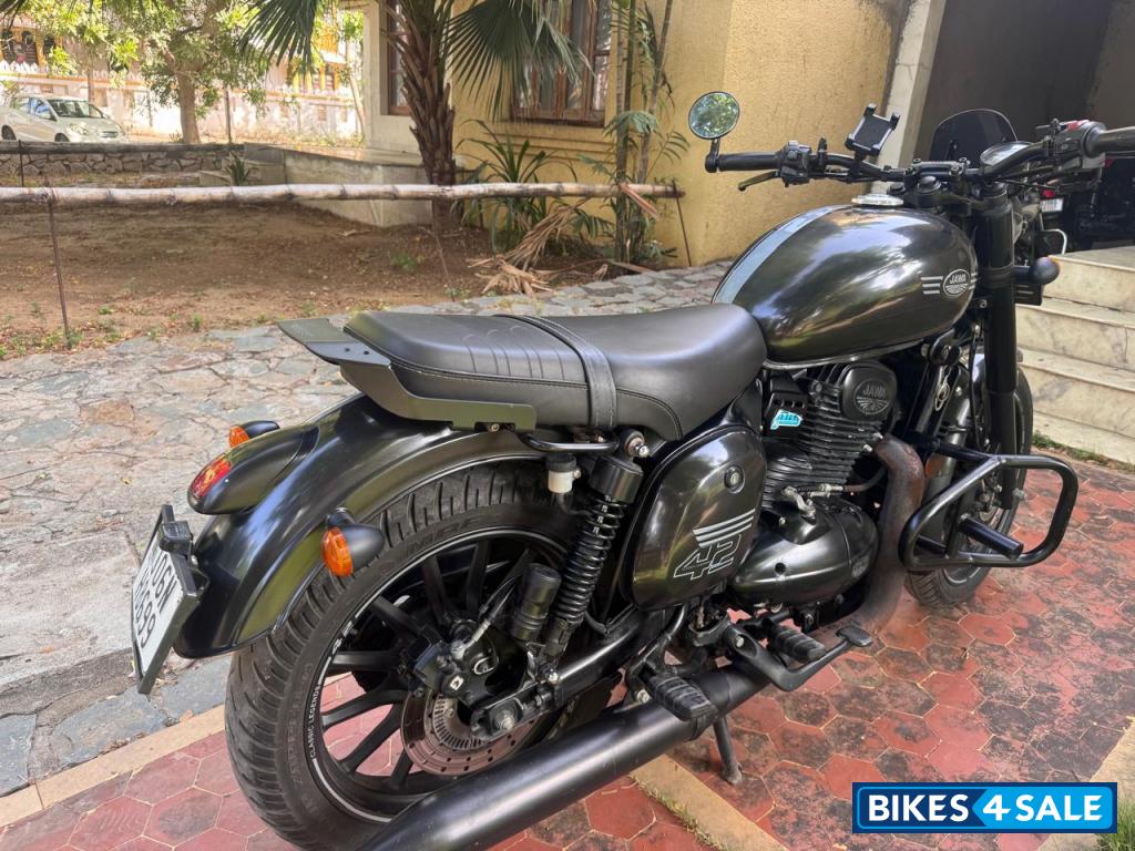 Matt Black Jawa 42 Dual Channel ABS AllStar Black Matt Black Jawa 42 Dual Channel ABS AllStar Black