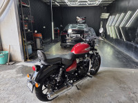 Supernova Red Royal Enfield Meteor 350