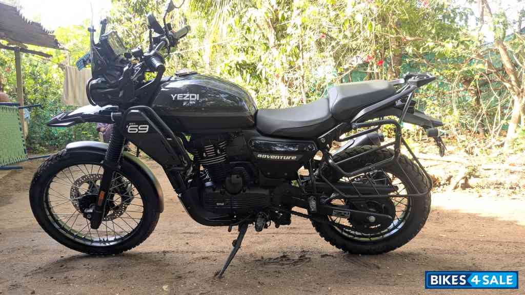 Wolf Grey Yezdi Adventure Twin Headlight Wolf Grey Yezdi Adventure Twin Headlight